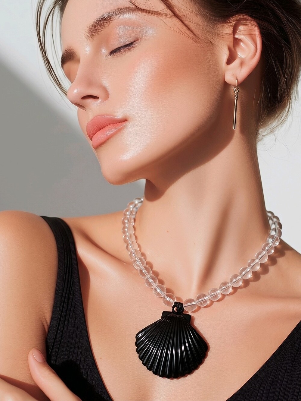 Mayamar Midnight Beaded Shell Necklace & Gift Bag